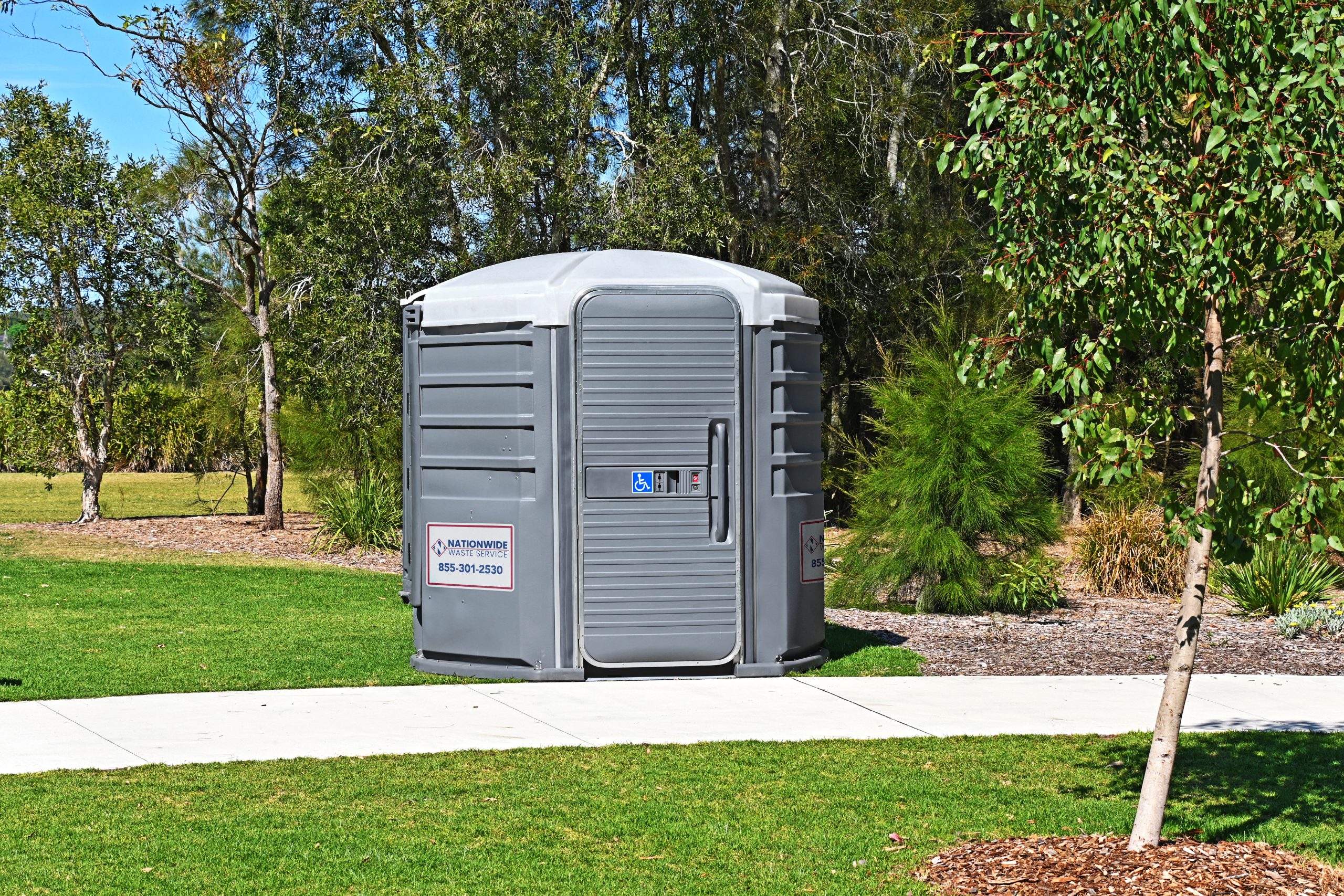 ADA-compliant toilet rental